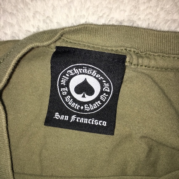 Olive green thrasher tee - Picture 3 of 3
